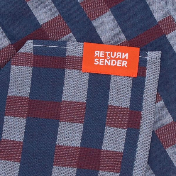 return-to-sender-blauw-sofia