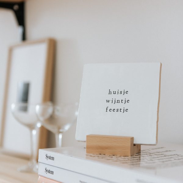 tegeltje-huisje-wijntje-feestje-ikpakjein